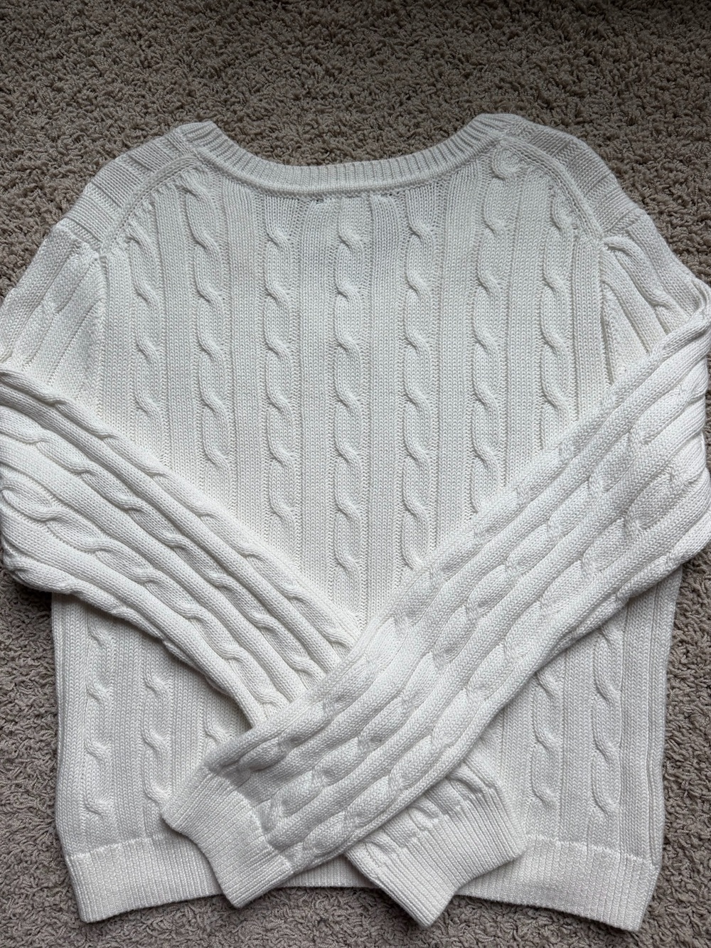 NWT GAP Women’s White Cable Knit V-neck Sweater Sz L - Picture 5 of 8
